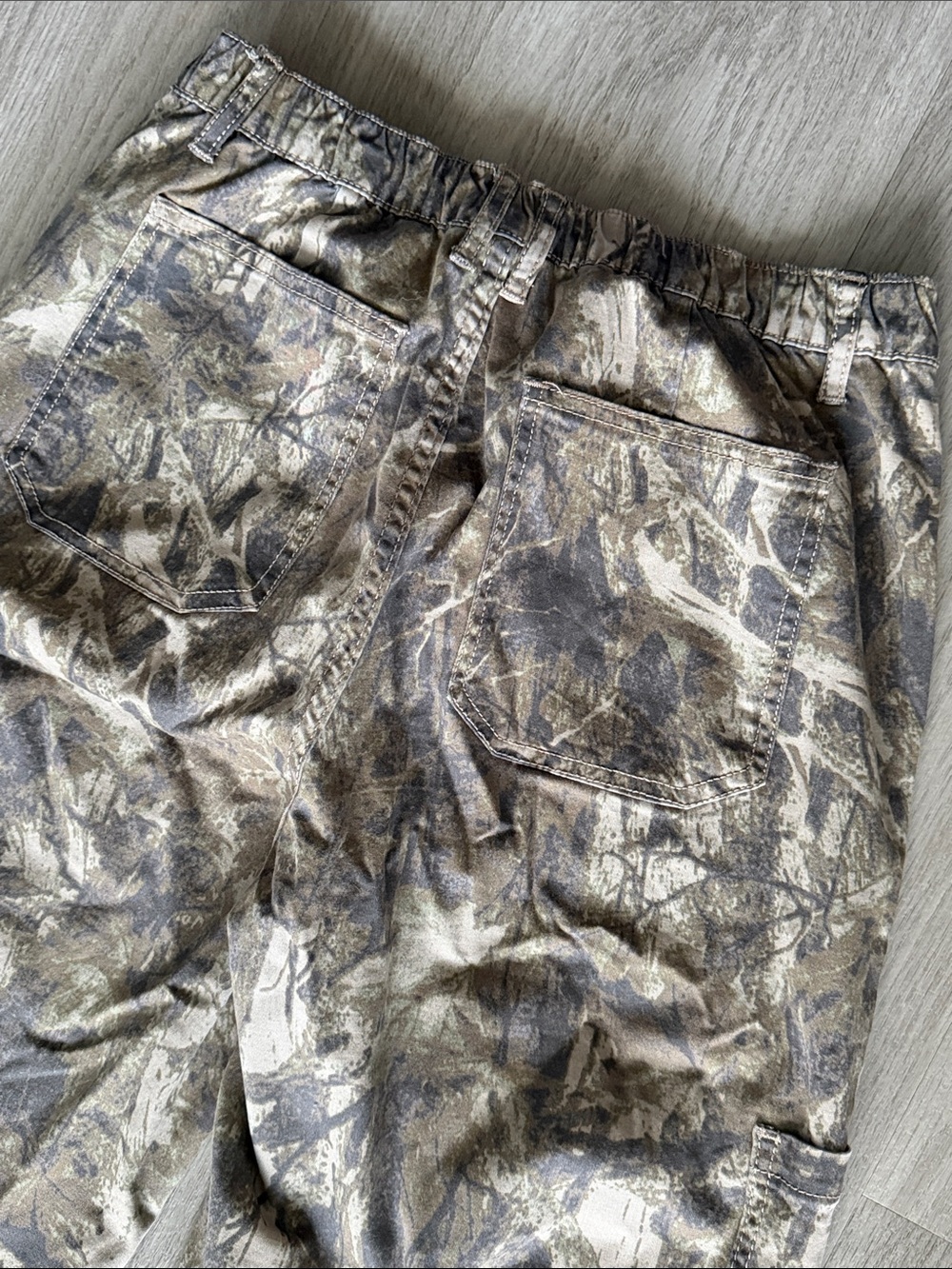 No Boundaries Women's Camouflage Wide-Leg Cargo Pants - Brown & Green - Picture 6 of 6